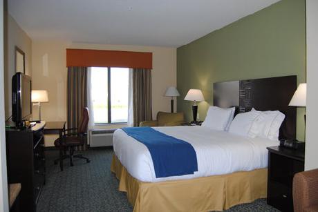Holiday Inn Express Hotel & Suites COVINGTON