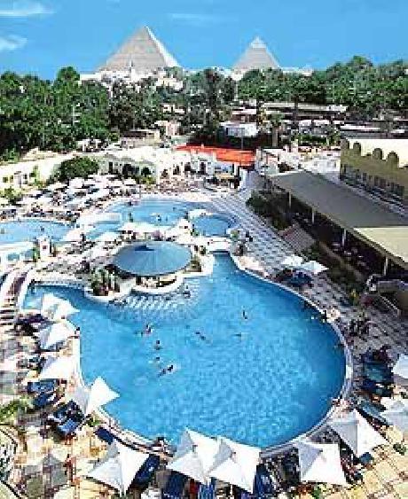 Le Meridien Pyramids Hotel & Spa