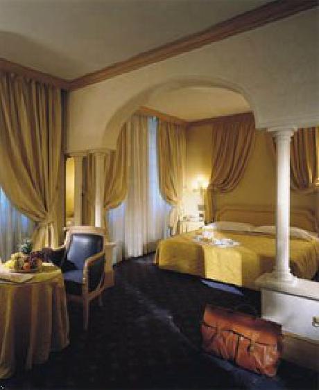 Leon Doro-A Boscolo First Cl. Hotel Btw