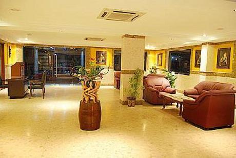 Priyadarshini Park Hotel