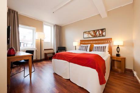 First Hotel Millennium