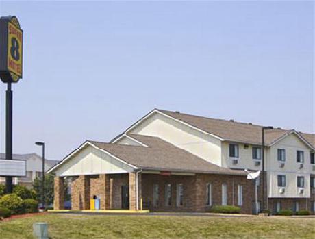 Super 8 Collinsville St. Louis