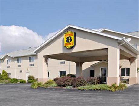 Super 8 Bettendorf