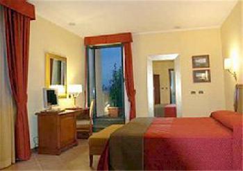 Le Cheminee Business Hotel