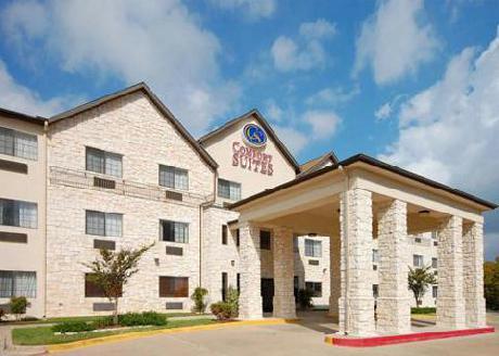Comfort Suites I-35 North