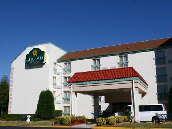 La Quinta Inn and Suites Atlanta Airport