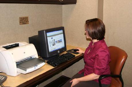 Hampton Inn Stes MEM at Beale