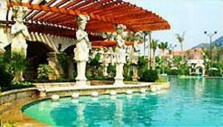 Phoenix Lakeview Resort Hotel