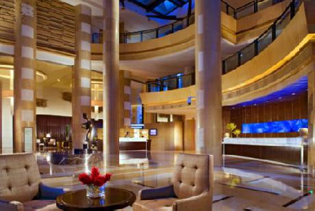 Sheraton Shanghai Pudong Hotel & Residences