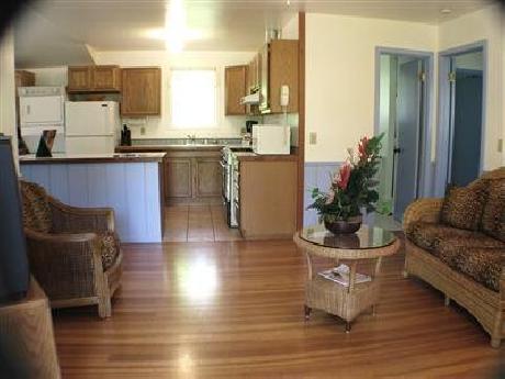 Hale Pohaku Beachside Resort