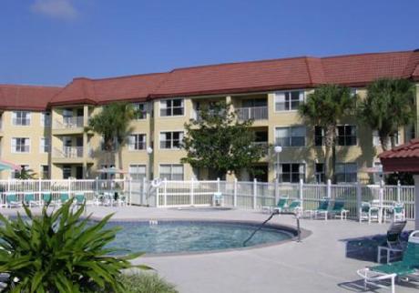 Parc Corniche Condominium Suites