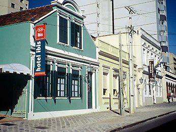 ibis Curitiba Centro Civico