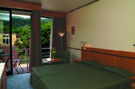 Terra Nostra Garden Hotel