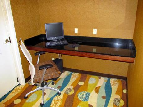 Holiday Inn Express ANDERSON-I-85 (EXIT 27-HWY 81)