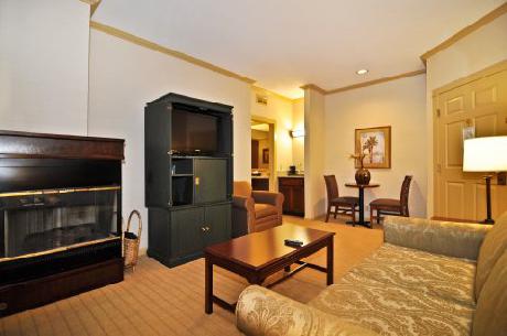 BEST WESTERN PLUS Palm Court Hotel