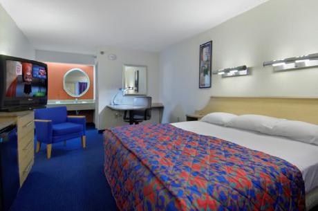 Red Roof Inn Johnson City