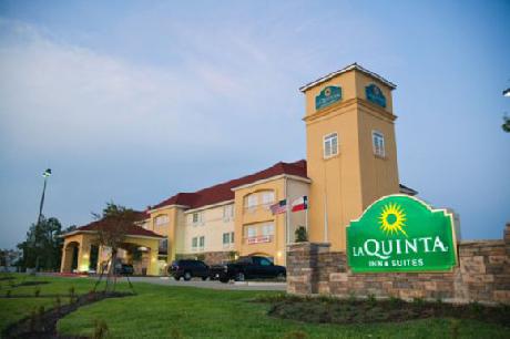 La Quinta Inn & Suites Bridge City