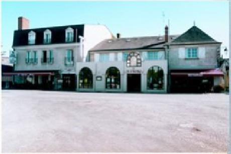 INTER-HOTEL LE CHEVAL ROUGE