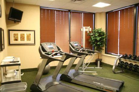 Hampton Inn  Suites PittsburghDowntown