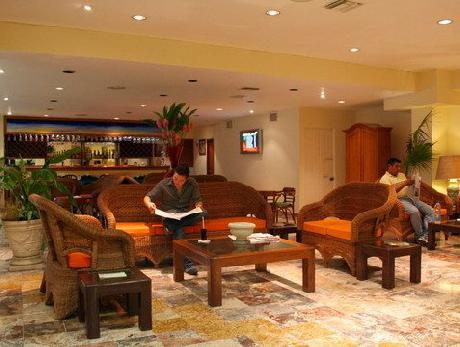 COURTNEY HOTEL Tabasco Inn