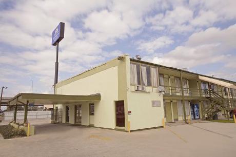 Americas Best Value Inn & Suites