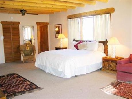 Casa Benavides Taos Bed and Br