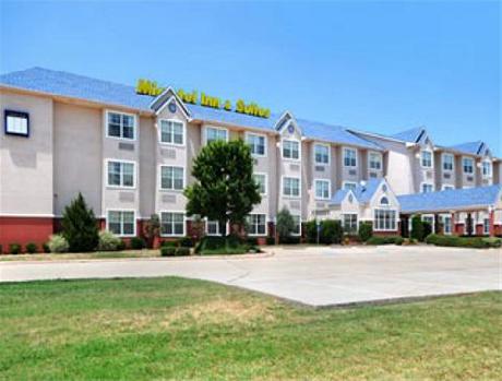 Microtel Inn and Suites Fort Worth South