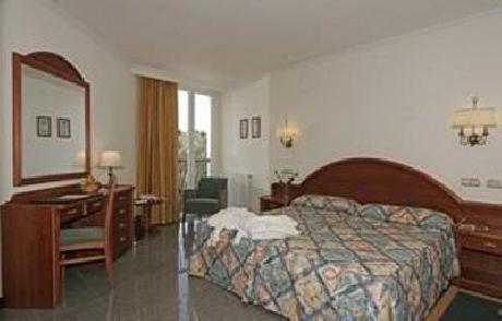 Suite Hotel S Argamassa Palace