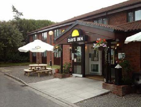 Days Inn Bridgend Cardiff M4