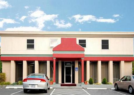 Econo Lodge Near Stewart International Airport