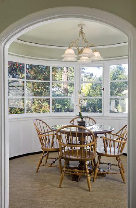 Colonial Terrace Inn