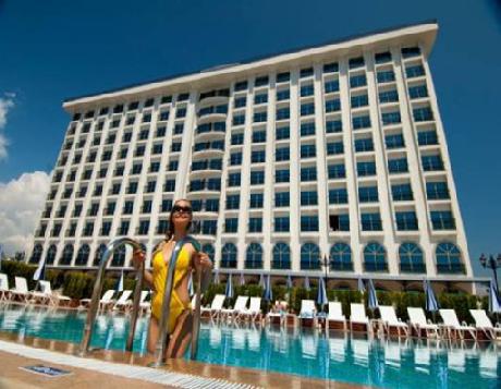 Harrington Park Resort Hotel