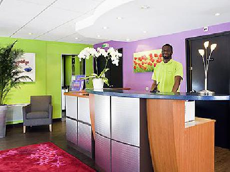 all seasons Angers Centre Gare