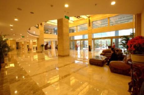 Grand Phoenix Hotel