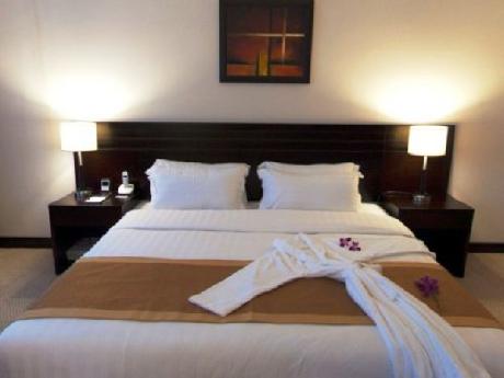 Monroe Hotel Bahrain