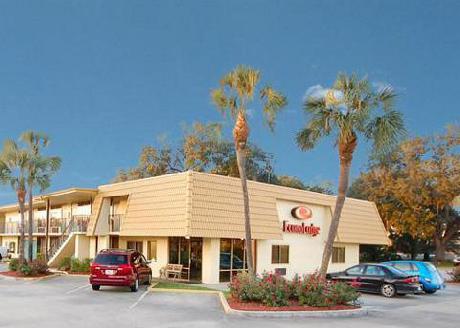 Econo Lodge Live Oak