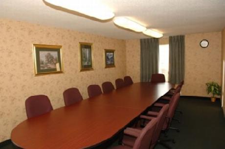 Lakeview Inn and Stes Fort Saskatchewan