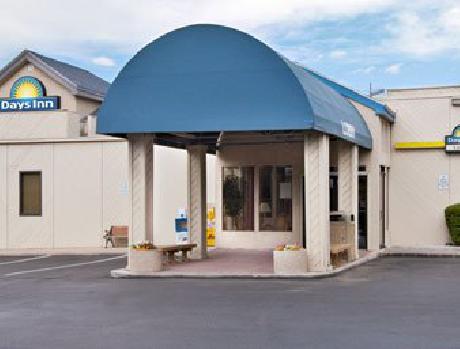 Days Inn and Suites Golden/West Denver