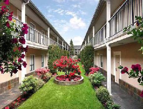 Days Inn - Vancouver Metro