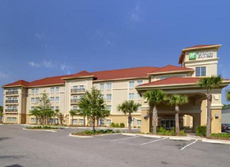 Holiday Inn Express TAMPA NORTH - TELECOM PARK