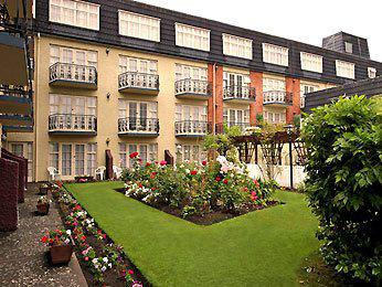 all seasons Christchurch Papanui Road