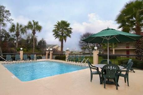 Red Roof Inn Lake City