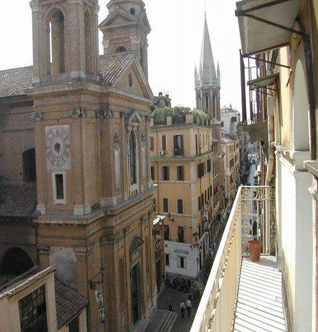 Spanish Steps Apartment