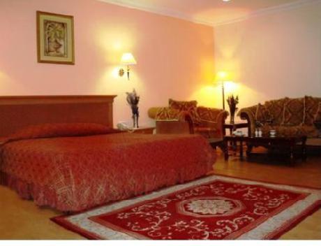 PARS INTERNATIONAL HOTEL