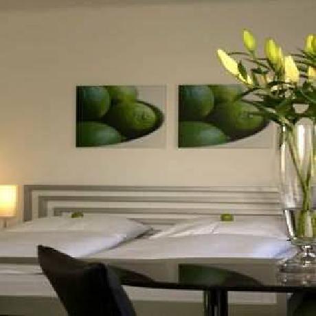 Hotel Friends Duesseldorf Partner of SORAT