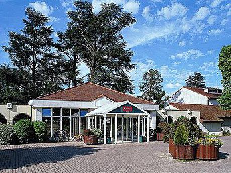 Mercure Le Coudray Montceaux Parc du Coudray