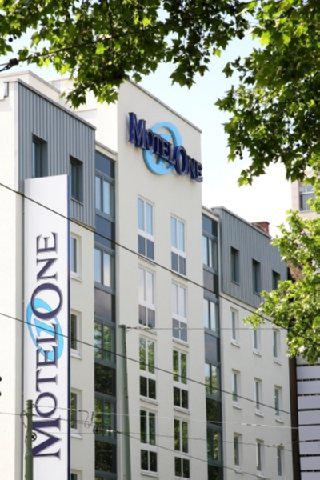 Motel One Frankfurt-East Side