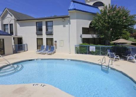Holiday Inn Express CHARLOTTE-CAROWINDS