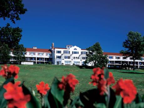 Red Jacket Mountain View and Indoor Water Park