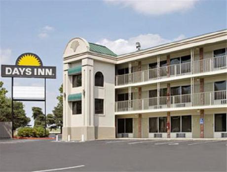 Days Inn Lenexa/ Kansas City/Overland Park